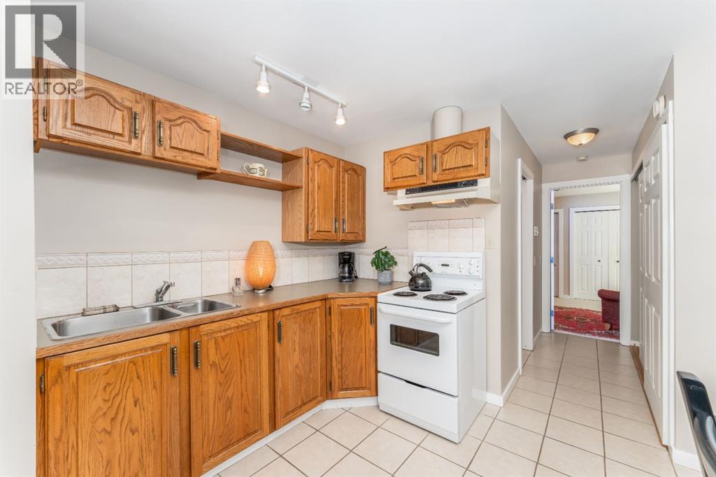 965 Lawrence Grassi Ridge, Canmore, Alberta  T1W 3C3 - Photo 35 - A2283866