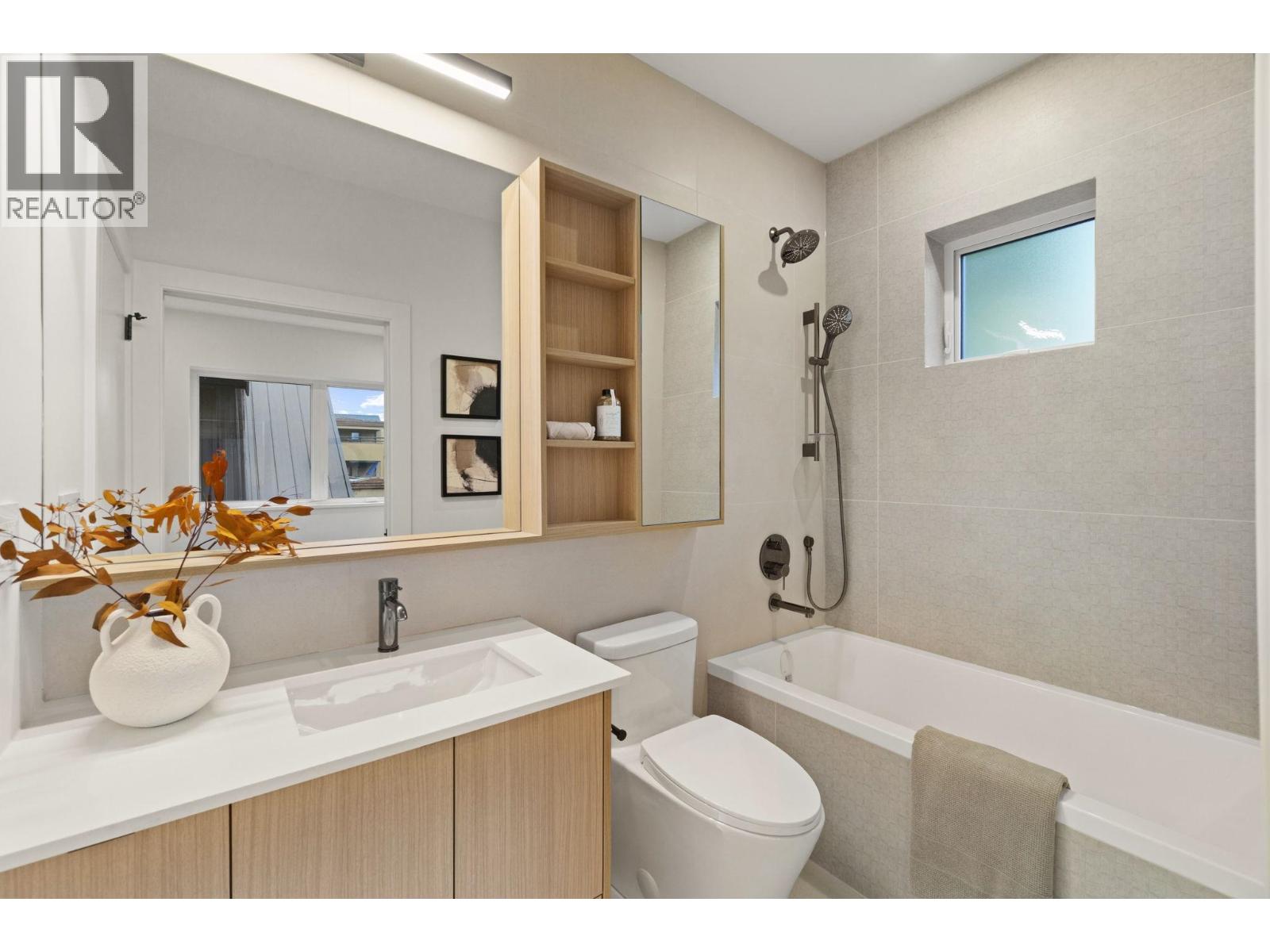 2 1945 E 13th Ave Avenue, Vancouver, British Columbia  V5N 2C3 - Photo 10 - R3088240