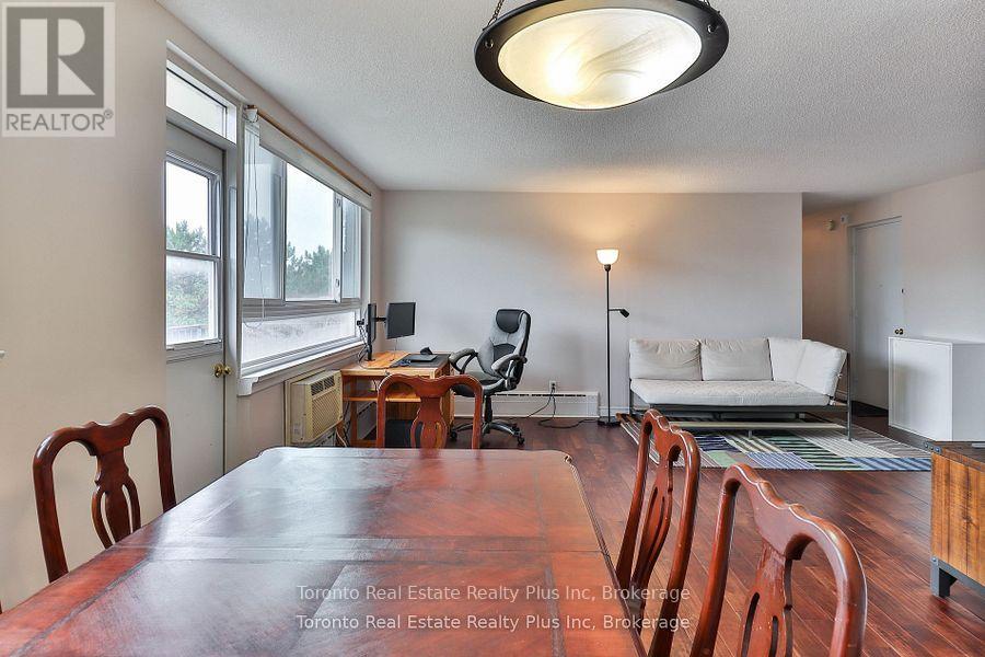 303 - 55 Neptune Drive, Toronto, Ontario  M6A 1X2 - Photo 14 - C12777640