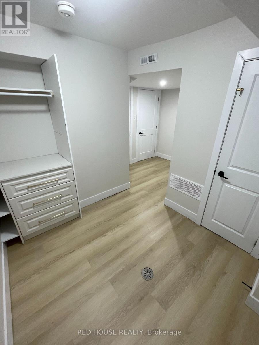 Bsmt #2 - 323 Huntsmill Boulevard, Toronto, Ontario  M1W 3C9 - Photo 9 - E12777616