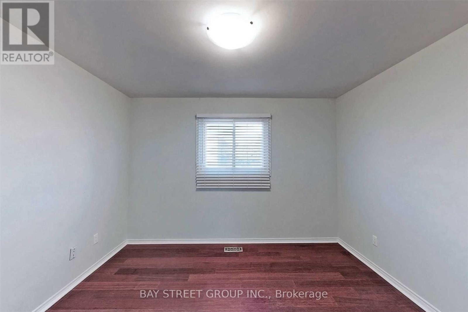 189 Martindale Avenue, Oakville, Ontario  L6H 4H2 - Photo 20 - W12777612