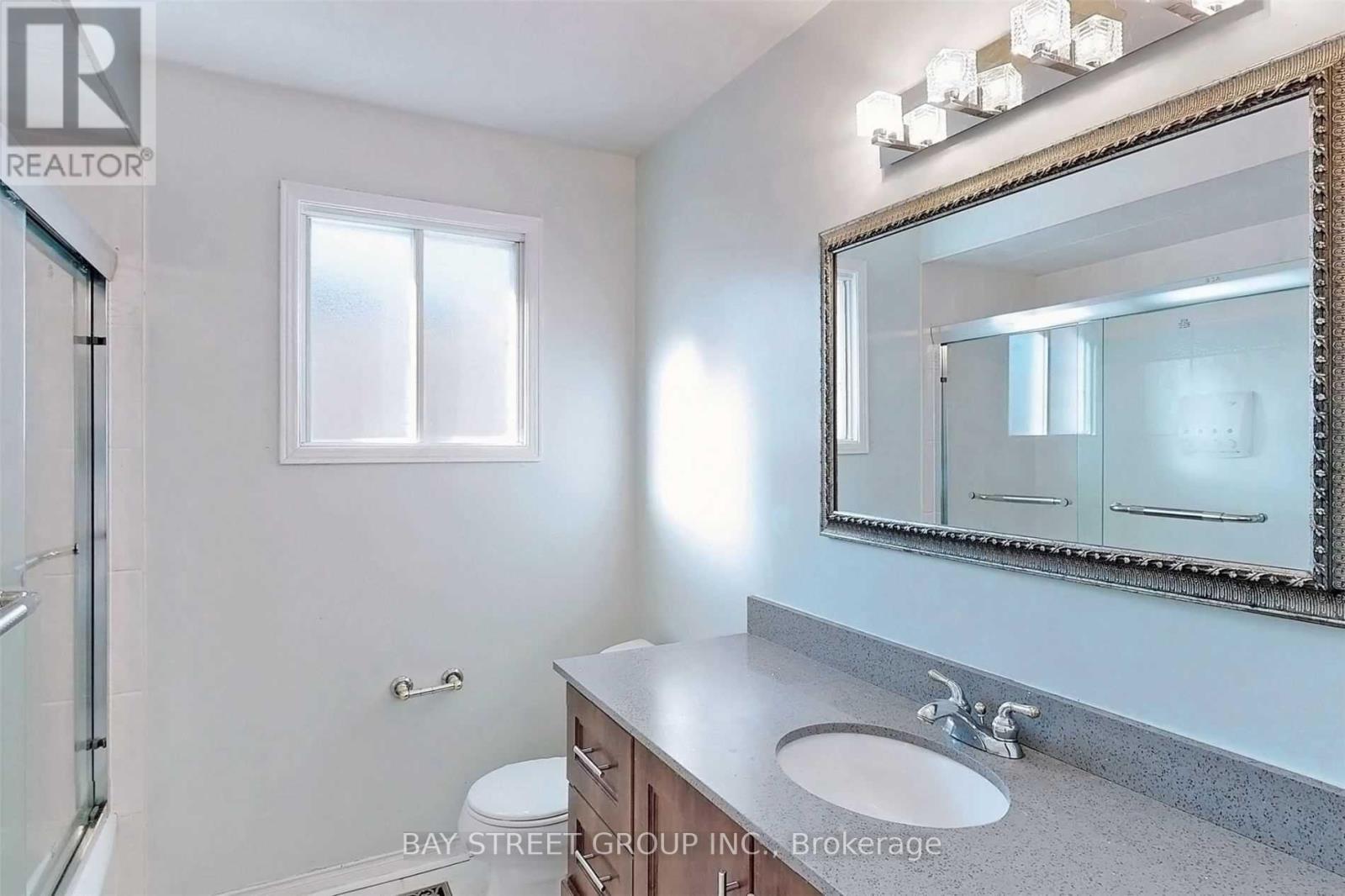 189 Martindale Avenue, Oakville, Ontario  L6H 4H2 - Photo 23 - W12777612