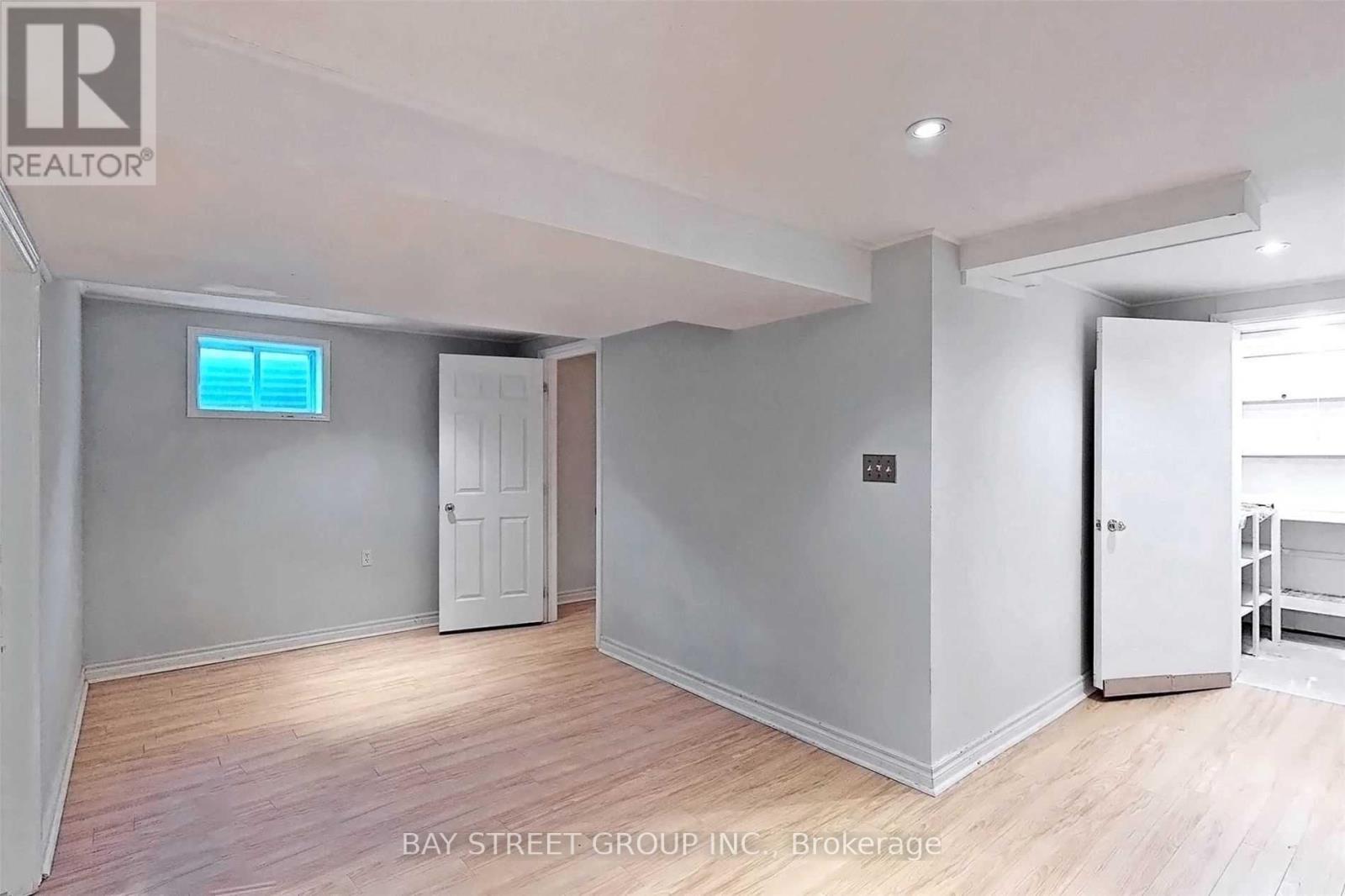 189 Martindale Avenue, Oakville, Ontario  L6H 4H2 - Photo 25 - W12777612