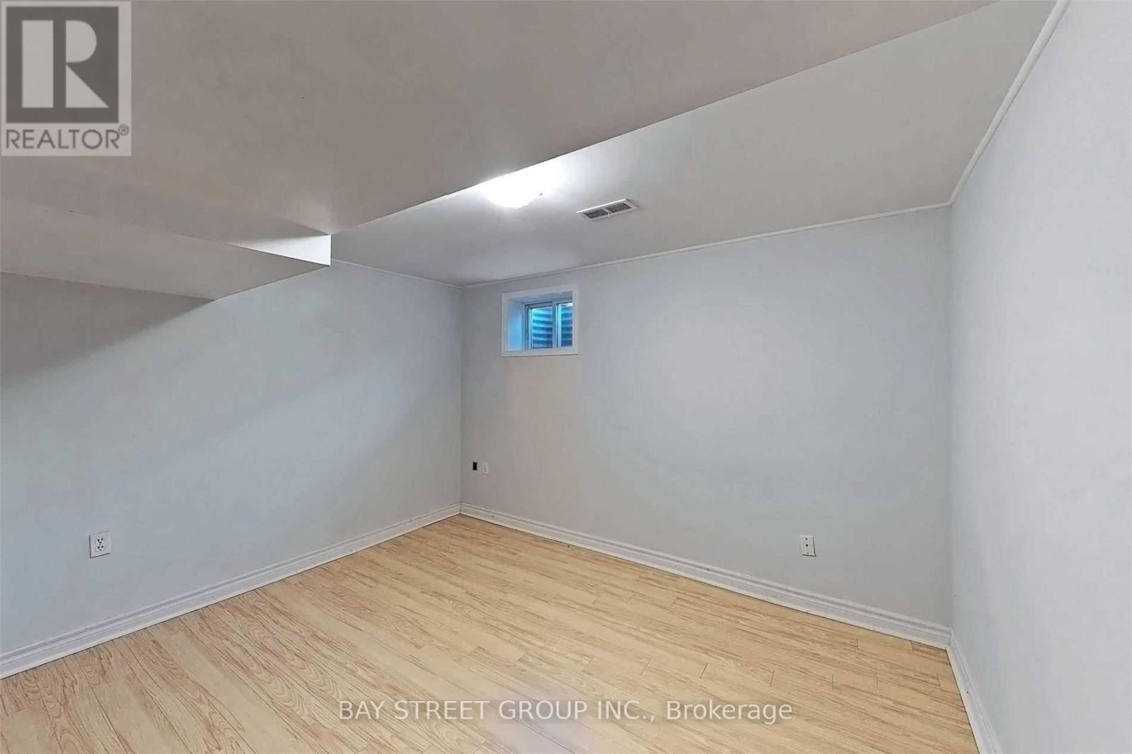 189 Martindale Avenue, Oakville, Ontario  L6H 4H2 - Photo 27 - W12777612