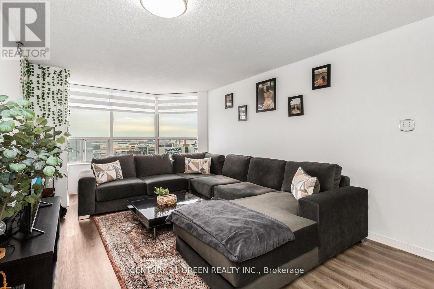 1004 - 6 Humberline Drive, Toronto, Ontario  M9W 6X8 - Photo 21 - W12777636