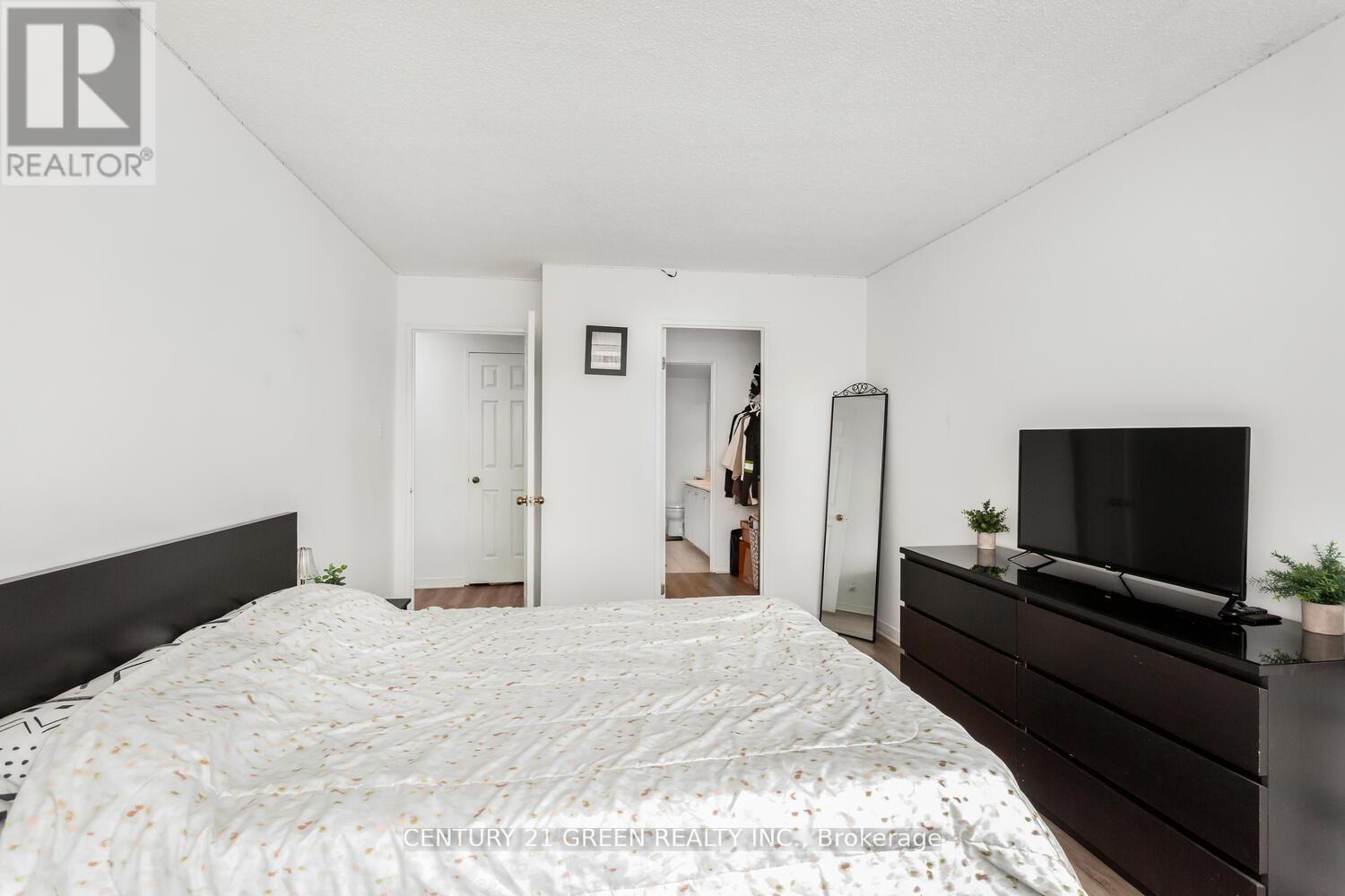 1004 - 6 Humberline Drive, Toronto, Ontario  M9W 6X8 - Photo 33 - W12777636