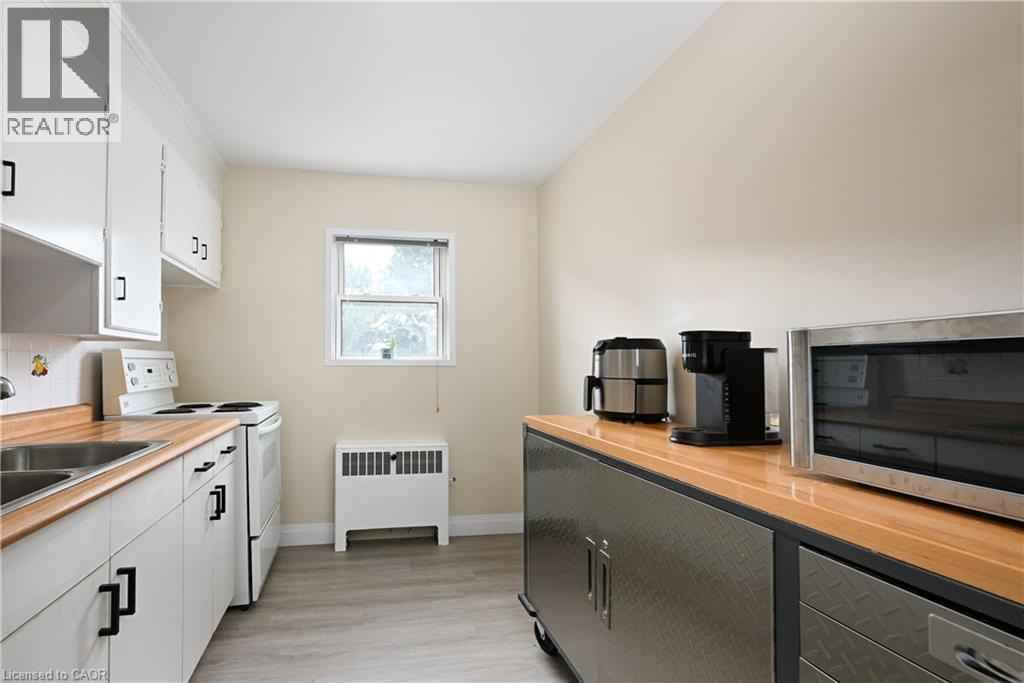 2418 New Street Unit# 11, Burlington, Ontario  L7R 1J6 - Photo 15 - 40803721