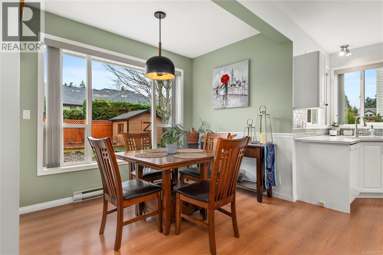 2010 College Dr, Campbell River, British Columbia  V9H 1T8 - Photo 10 - 1024300