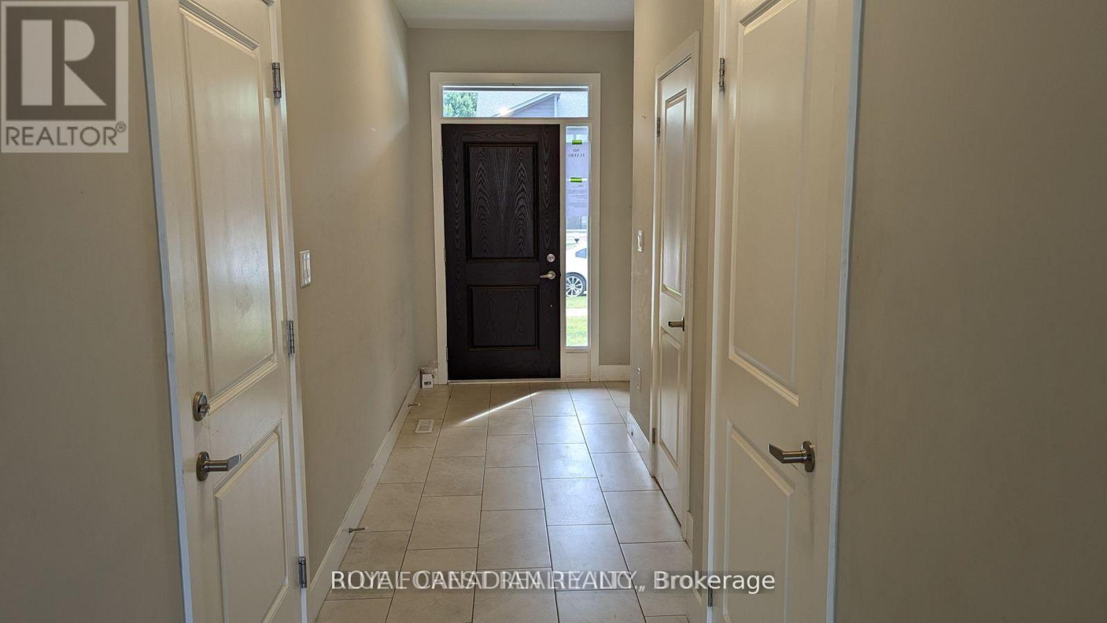 705 Chelton Road, London South, Ontario  N6M 0J1 - Photo 5 - X12777658