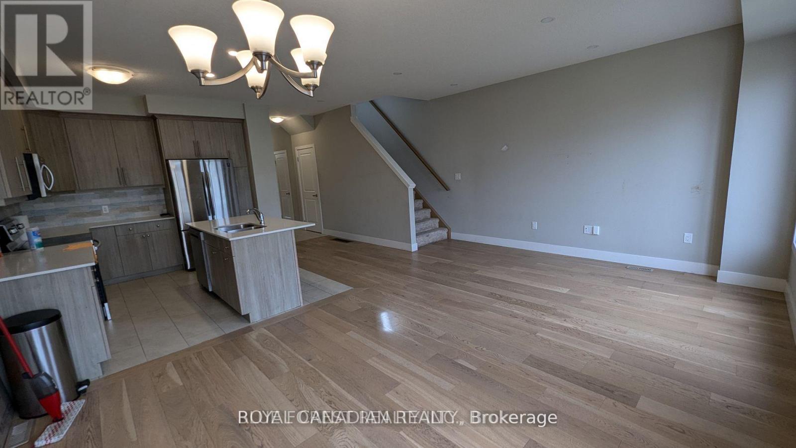 705 Chelton Road, London South, Ontario  N6M 0J1 - Photo 9 - X12777658