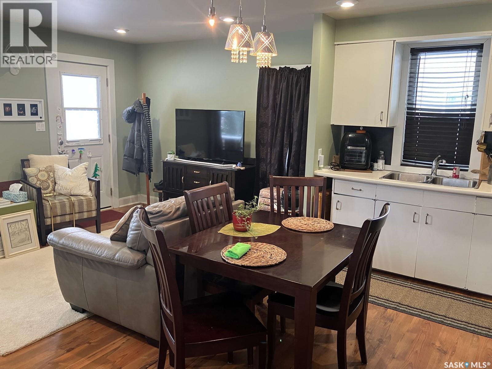 413 8th Avenue W, Nipawin, Saskatchewan  S0E 1E0 - Photo 5 - SK028337