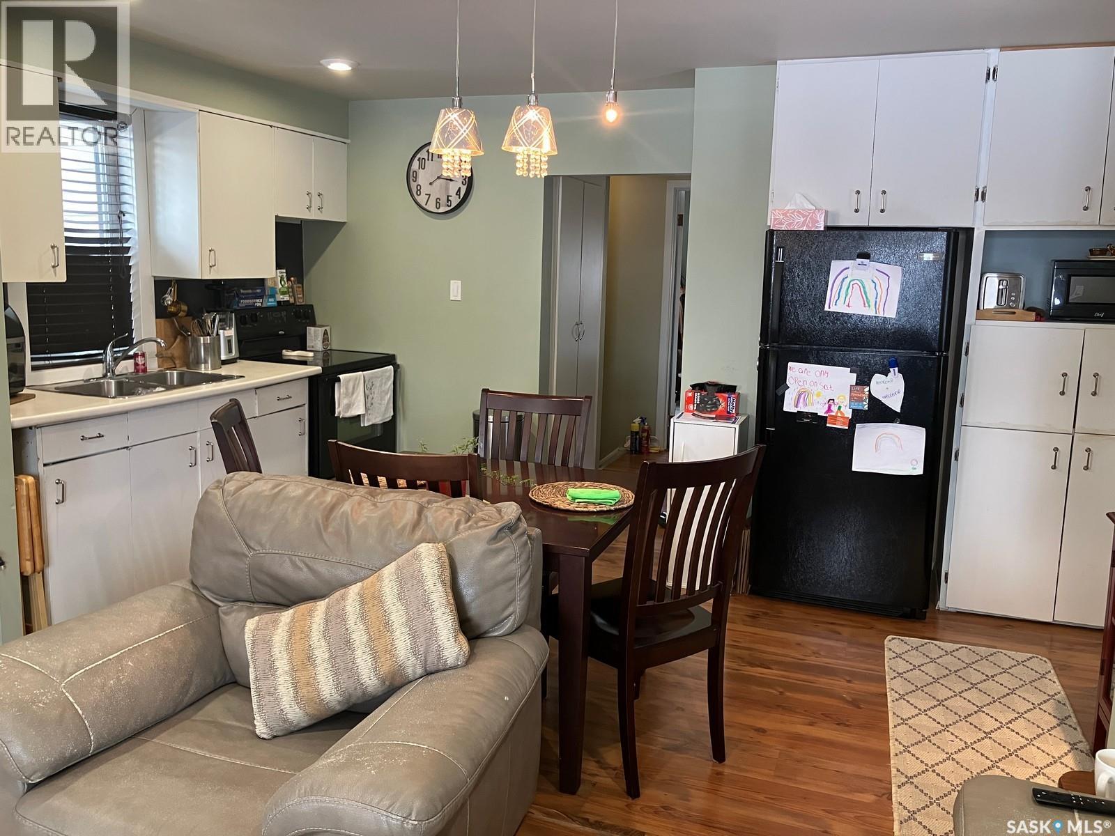 413 8th Avenue W, Nipawin, Saskatchewan  S0E 1E0 - Photo 9 - SK028337