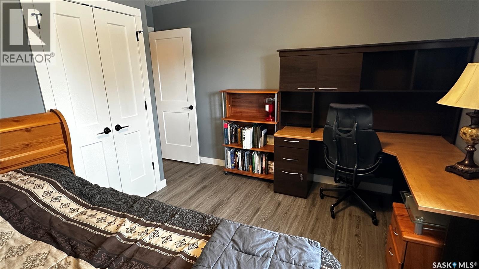 131 Dunsmore Drive, Regina, Saskatchewan  S4R 7G3 - Photo 21 - SK028325