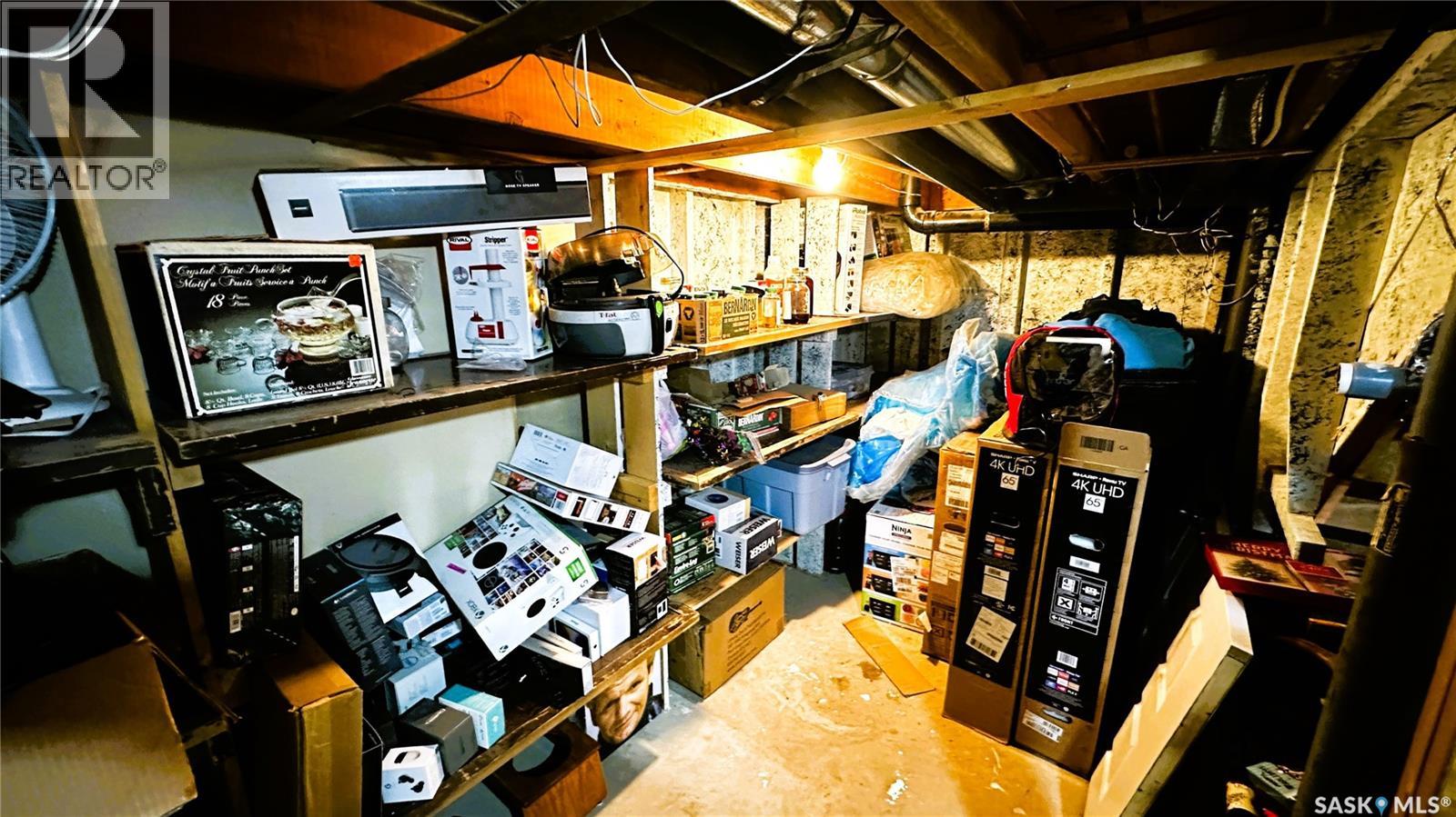 131 Dunsmore Drive, Regina, Saskatchewan  S4R 7G3 - Photo 35 - SK028325