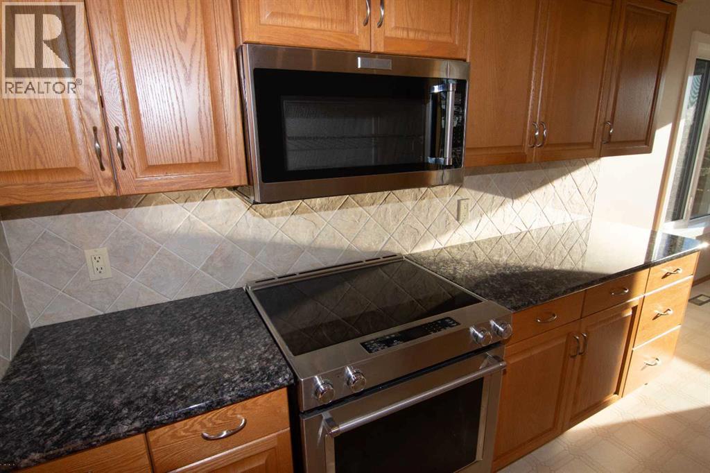 16 Eagleview Heights Nw, Cochrane, Alberta  T4C 1P5 - Photo 14 - A2283185