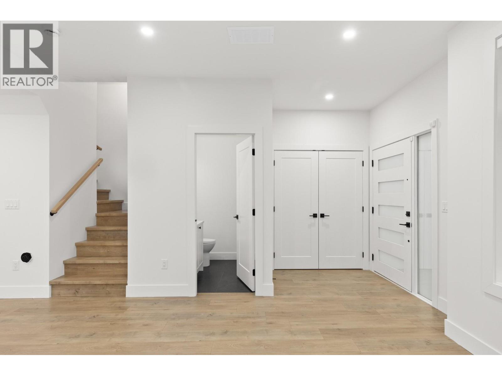 781 Raymer Avenue Unit# 2, Kelowna, British Columbia  V1Y 4Z7 - Photo 6 - 10375451