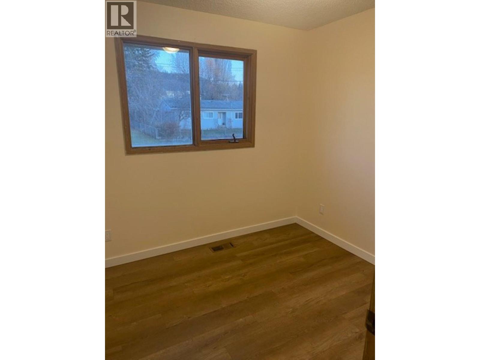 217 E 3rd Avenue, Fort St. James, British Columbia  V0J 1P0 - Photo 6 - R3087574