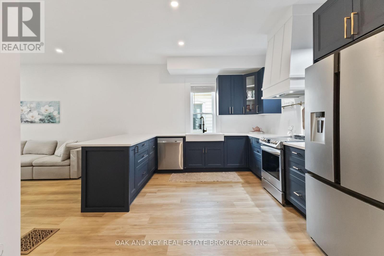 181 Wellington Street, St. Thomas, Ontario  N5R 2S3 - Photo 17 - X12777666