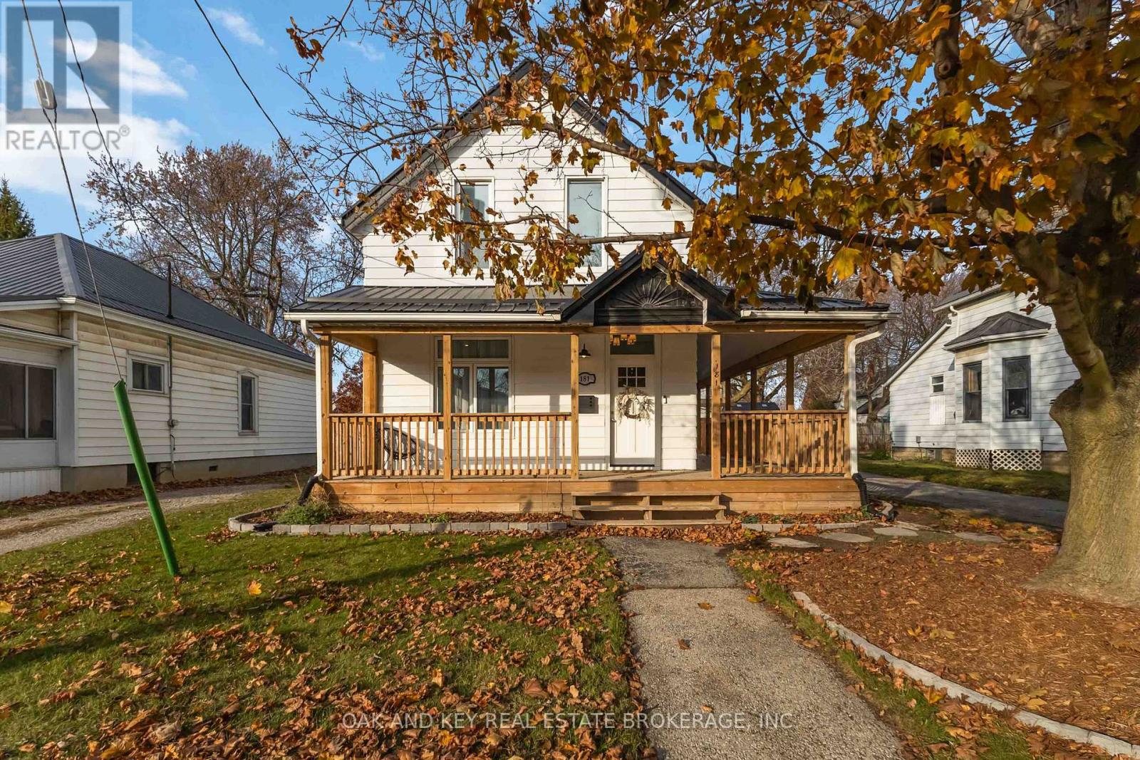 181 Wellington Street, St. Thomas, Ontario  N5R 2S3 - Photo 2 - X12777666