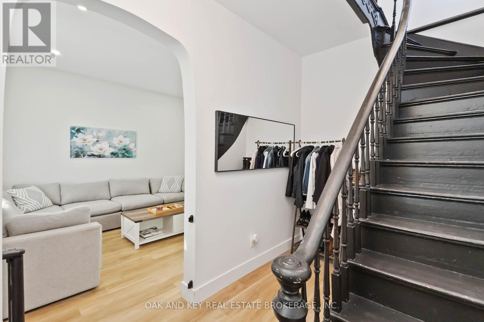 181 Wellington Street, St. Thomas, Ontario  N5R 2S3 - Photo 7 - X12777666