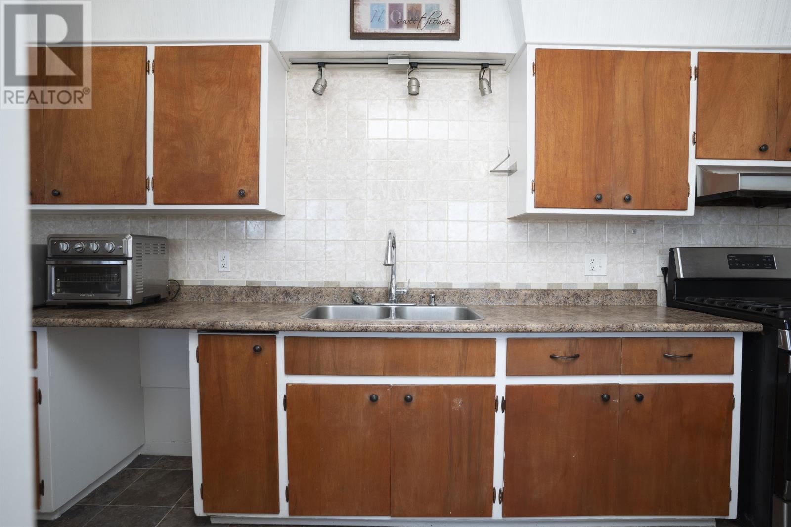 2995 Oliver Rd, Thunder Bay, Ontario  P7G 1S4 - Photo 18 - TB2600204