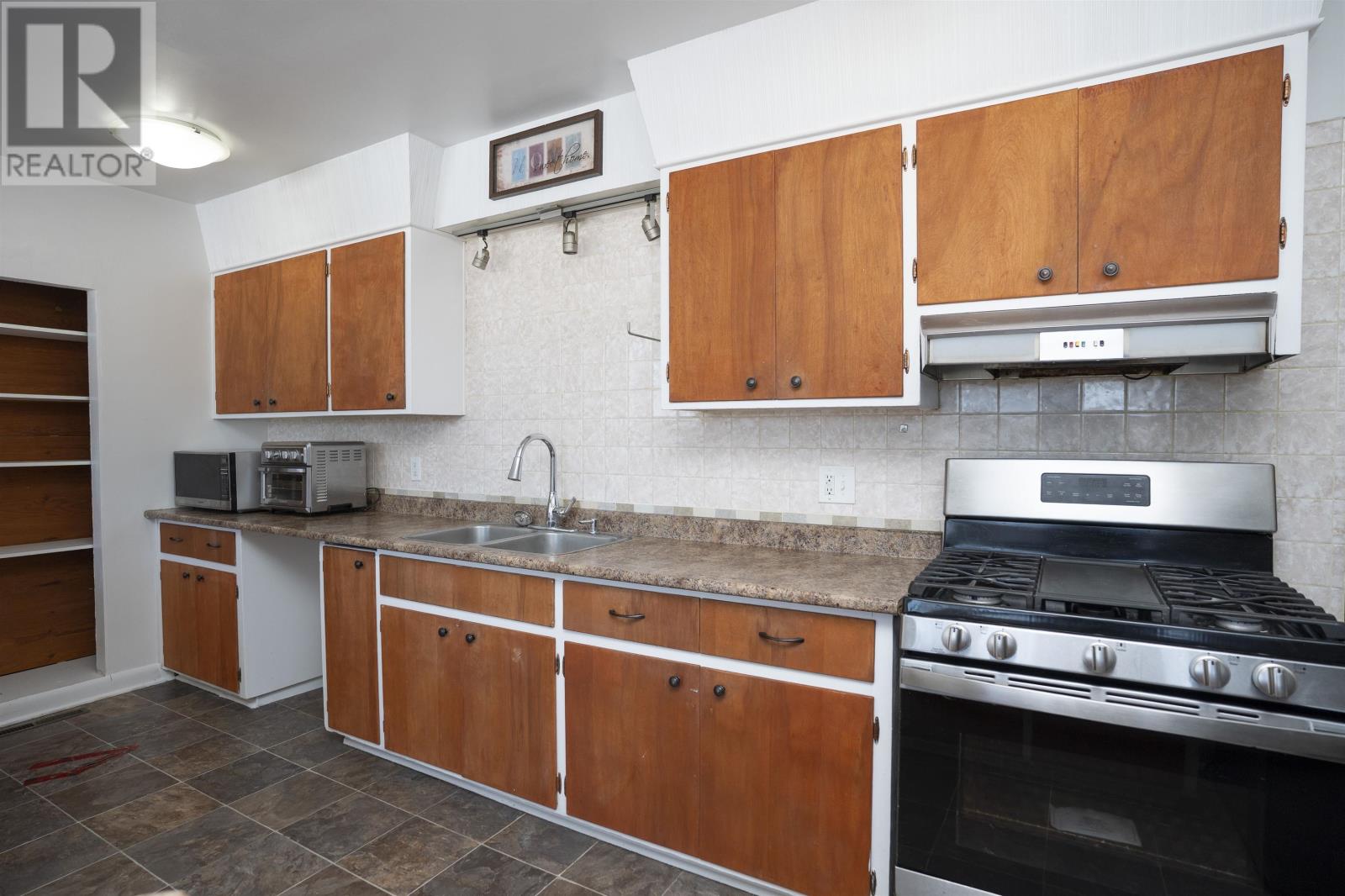 2995 Oliver Rd, Thunder Bay, Ontario  P7G 1S4 - Photo 19 - TB2600204