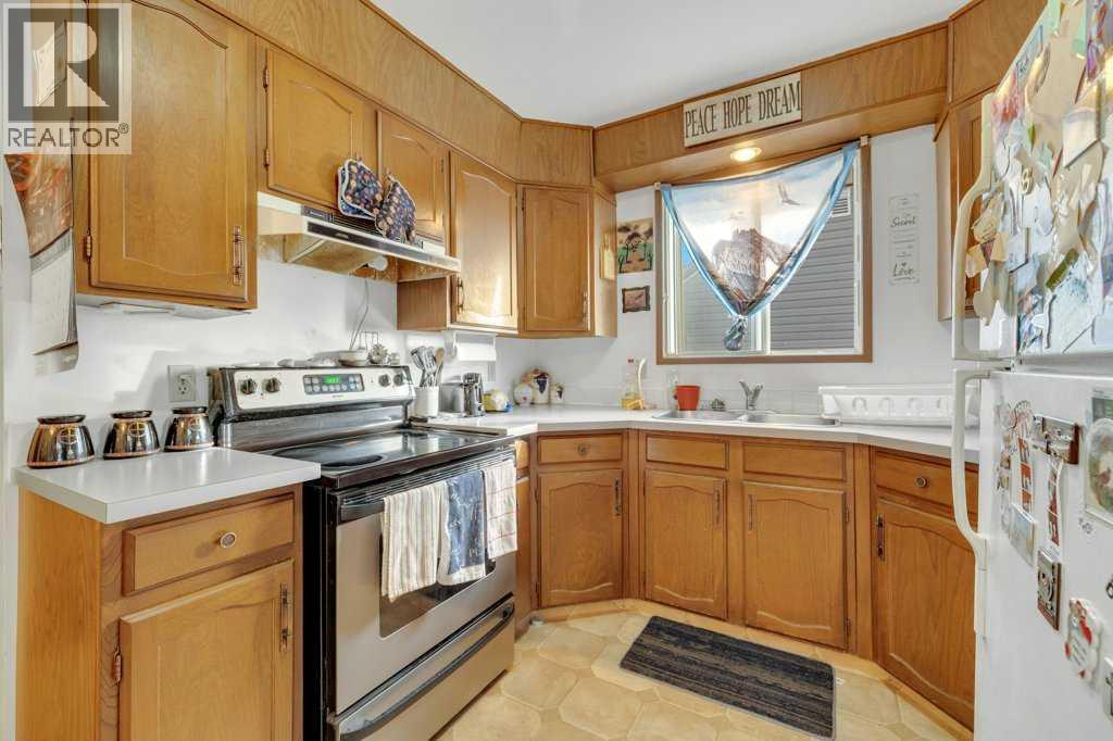 5014, 5016 52 Avenue, Ponoka, Alberta  T4J 1H5 - Photo 21 - A2285091