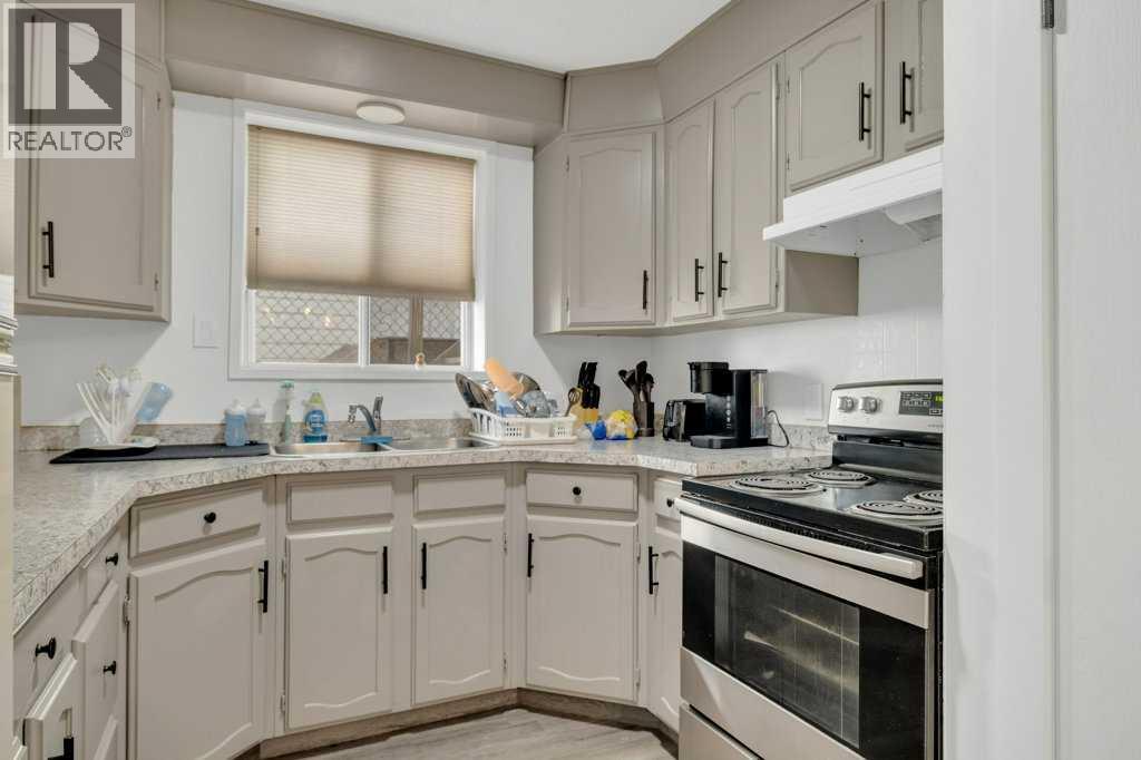 5014, 5016 52 Avenue, Ponoka, Alberta  T4J 1H5 - Photo 41 - A2285091