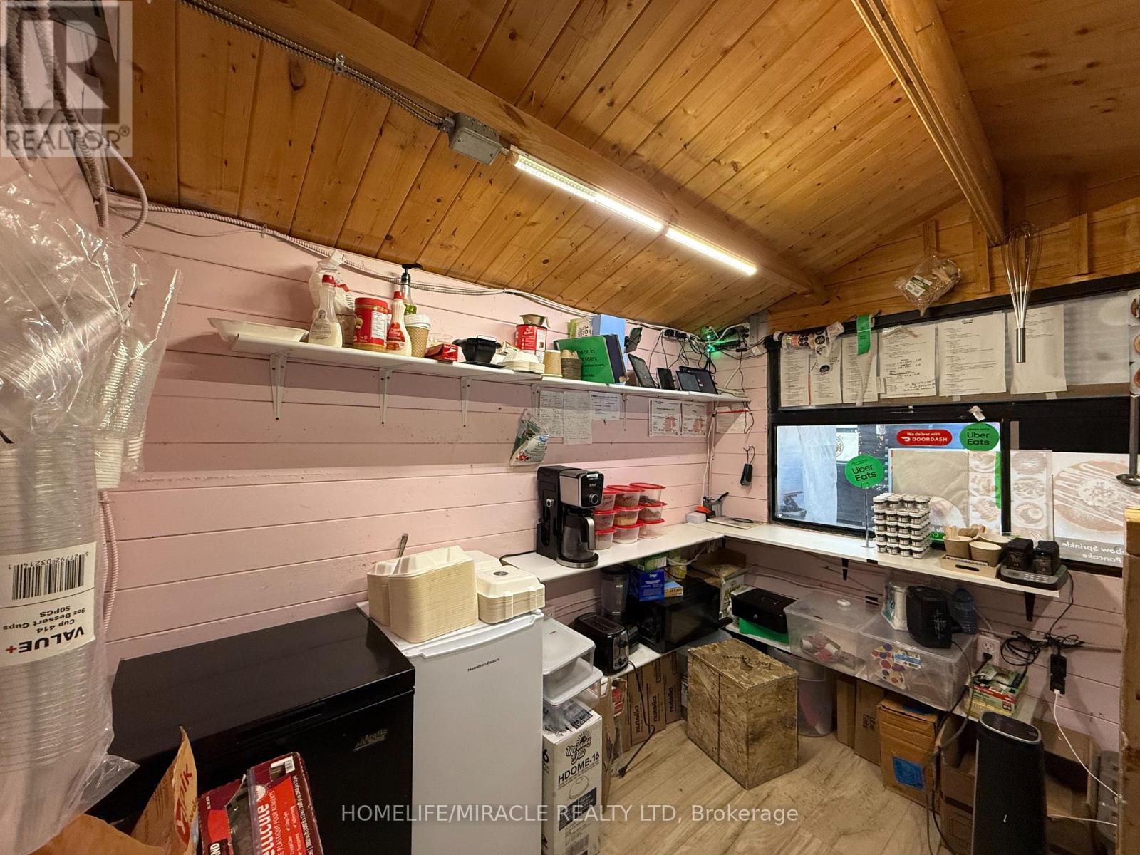 5 - 335 Yonge Street, Toronto, Ontario  M5B 1C1 - Photo 8 - C12777676