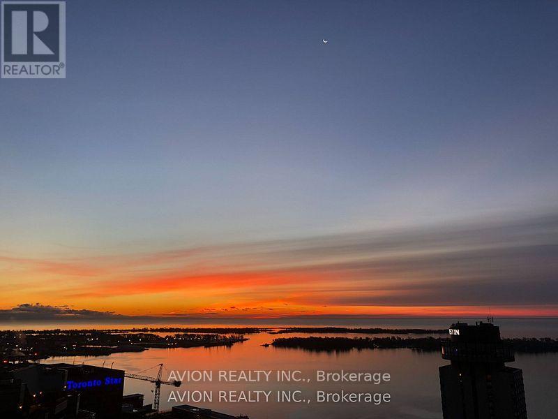 4210 - 33 BAY STREET, Toronto, Ontario