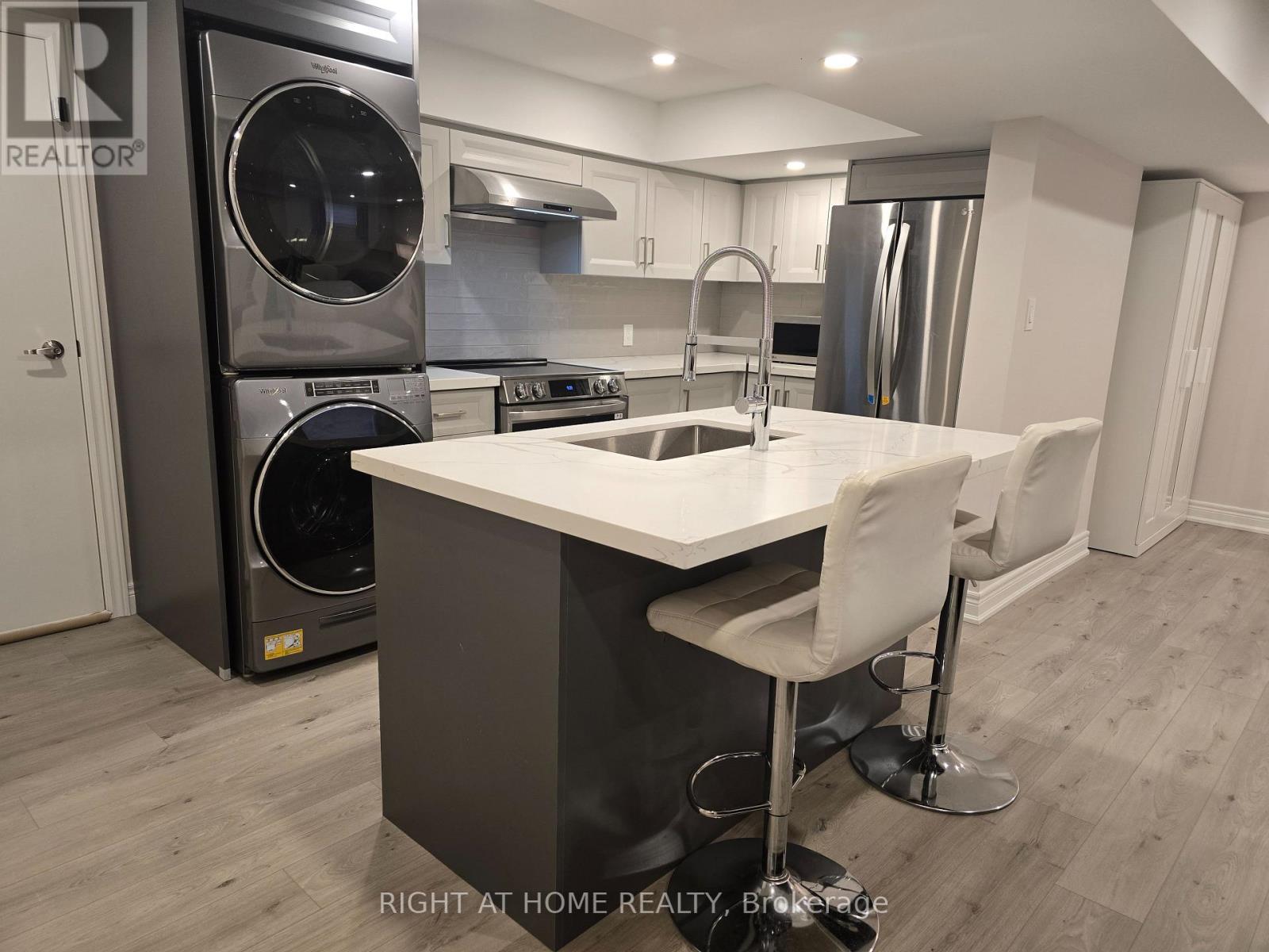 Unit B - 17 Olsen Drive, Toronto, Ontario  M3A 3J1 - Photo 1 - C12777694