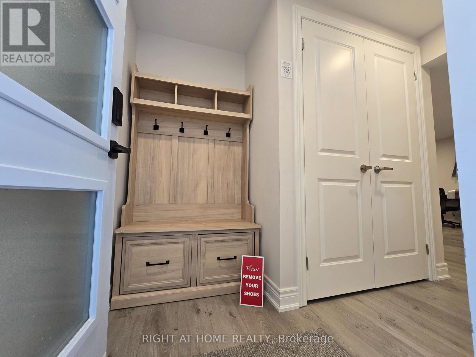 Unit B - 17 Olsen Drive, Toronto, Ontario  M3A 3J1 - Photo 7 - C12777694