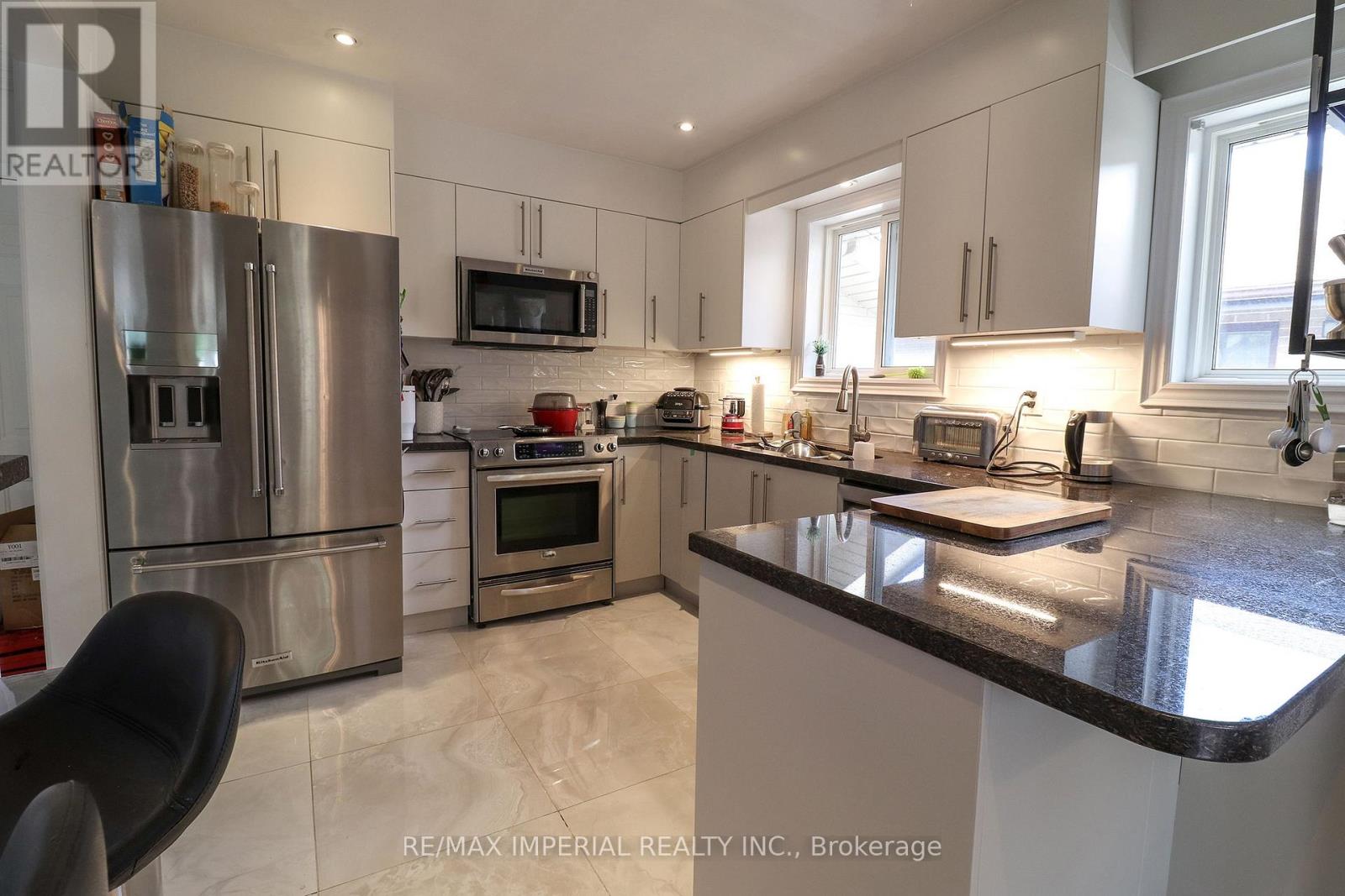 Main Fl - 329 Homewood Avenue, Toronto, Ontario  M2R 2N7 - Photo 17 - C12777698