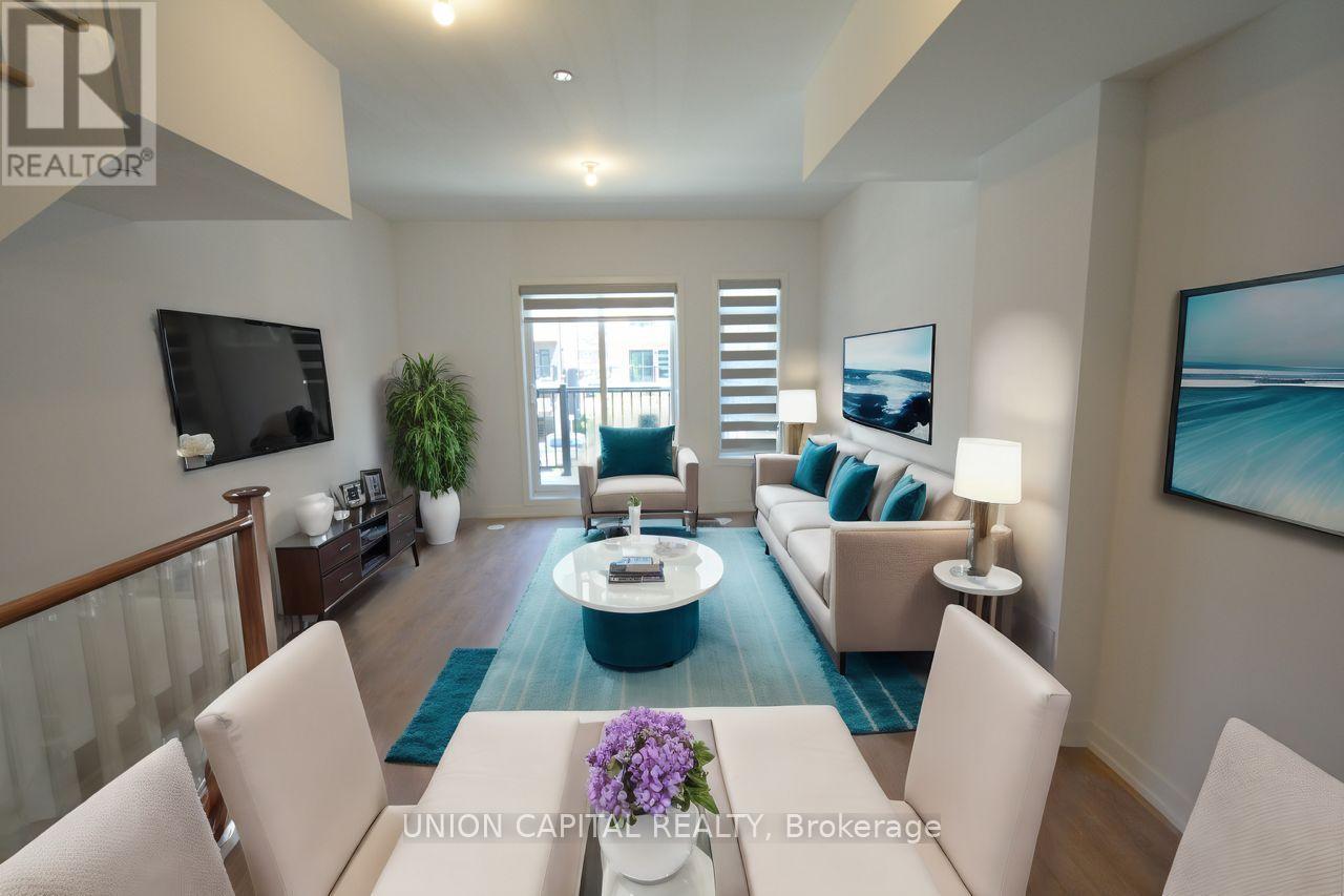 25 Case Ootes Drive, Toronto, Ontario  M4A 1C5 - Photo 3 - C12777700