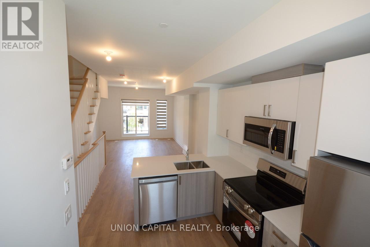 25 Case Ootes Drive, Toronto, Ontario  M4A 1C5 - Photo 4 - C12777700