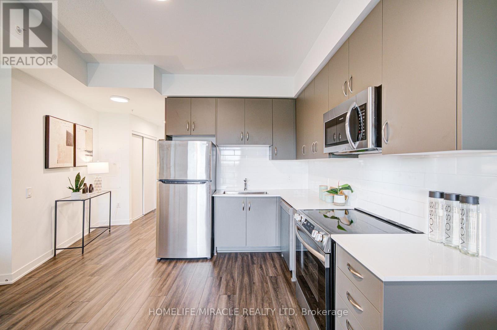 329 - 385 Arctic Red Drive, Oshawa, Ontario  L1L 0H8 - Photo 4 - E12777708