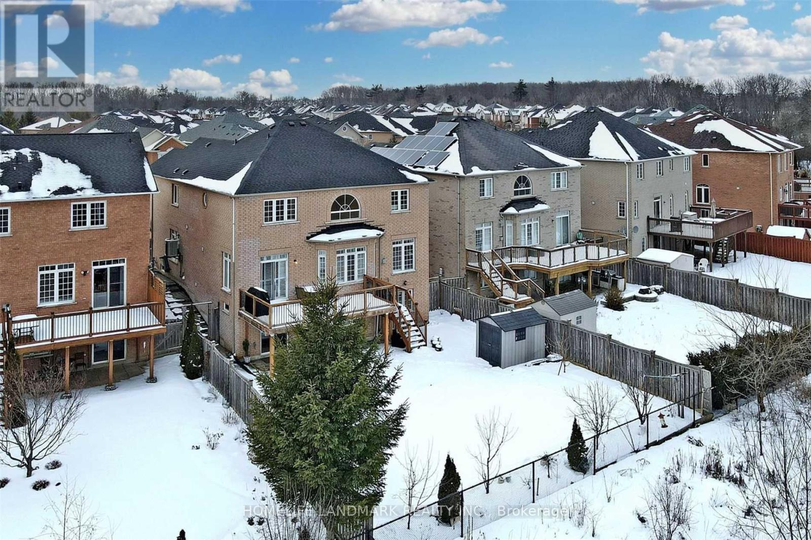 19 Brass Drive, Richmond Hill, Ontario  L4E 4T3 - Photo 12 - N12777722