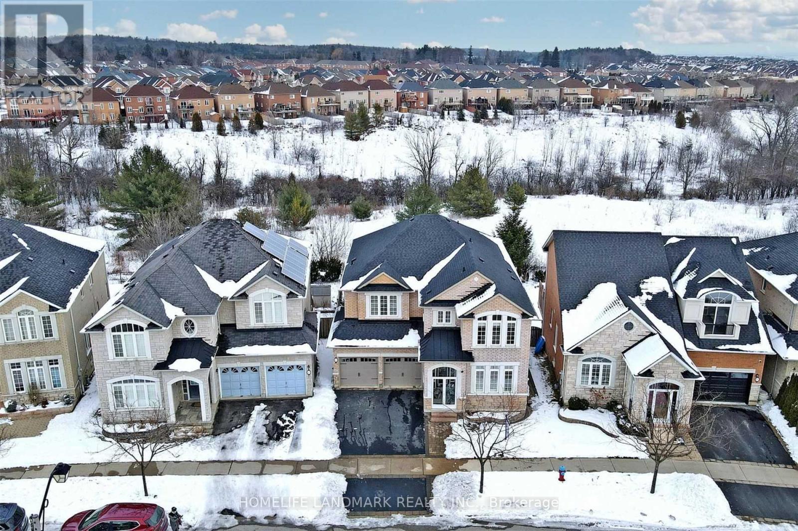 19 Brass Drive, Richmond Hill, Ontario  L4E 4T3 - Photo 13 - N12777722