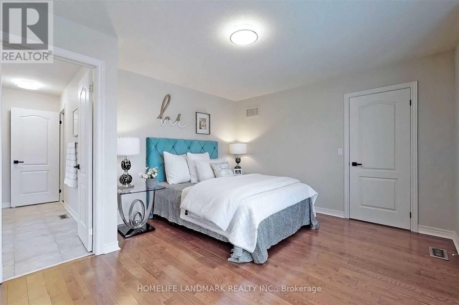 19 Brass Drive, Richmond Hill, Ontario  L4E 4T3 - Photo 9 - N12777722