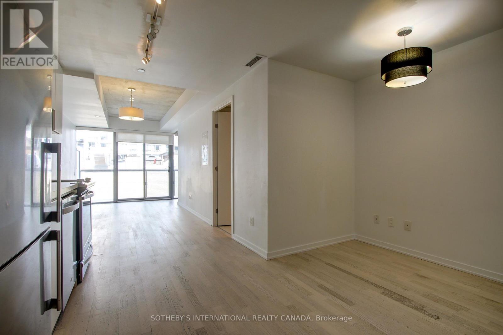 520 - 60 Colborne Street, Toronto, Ontario  M5E 1E3 - Photo 6 - C12777068