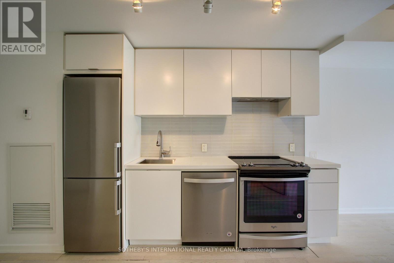 520 - 60 Colborne Street, Toronto, Ontario  M5E 1E3 - Photo 9 - C12777068