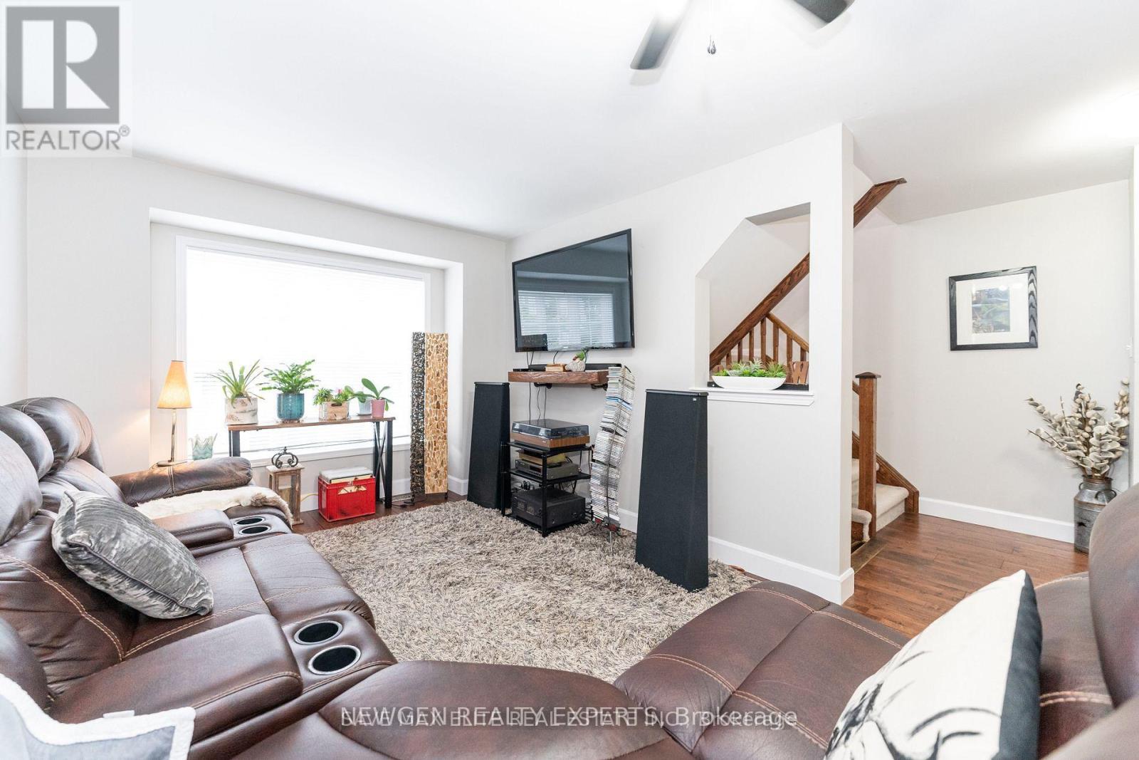 89 Seed House Lane, Halton Hills, Ontario  L7G 6K4 - Photo 10 - W12777678