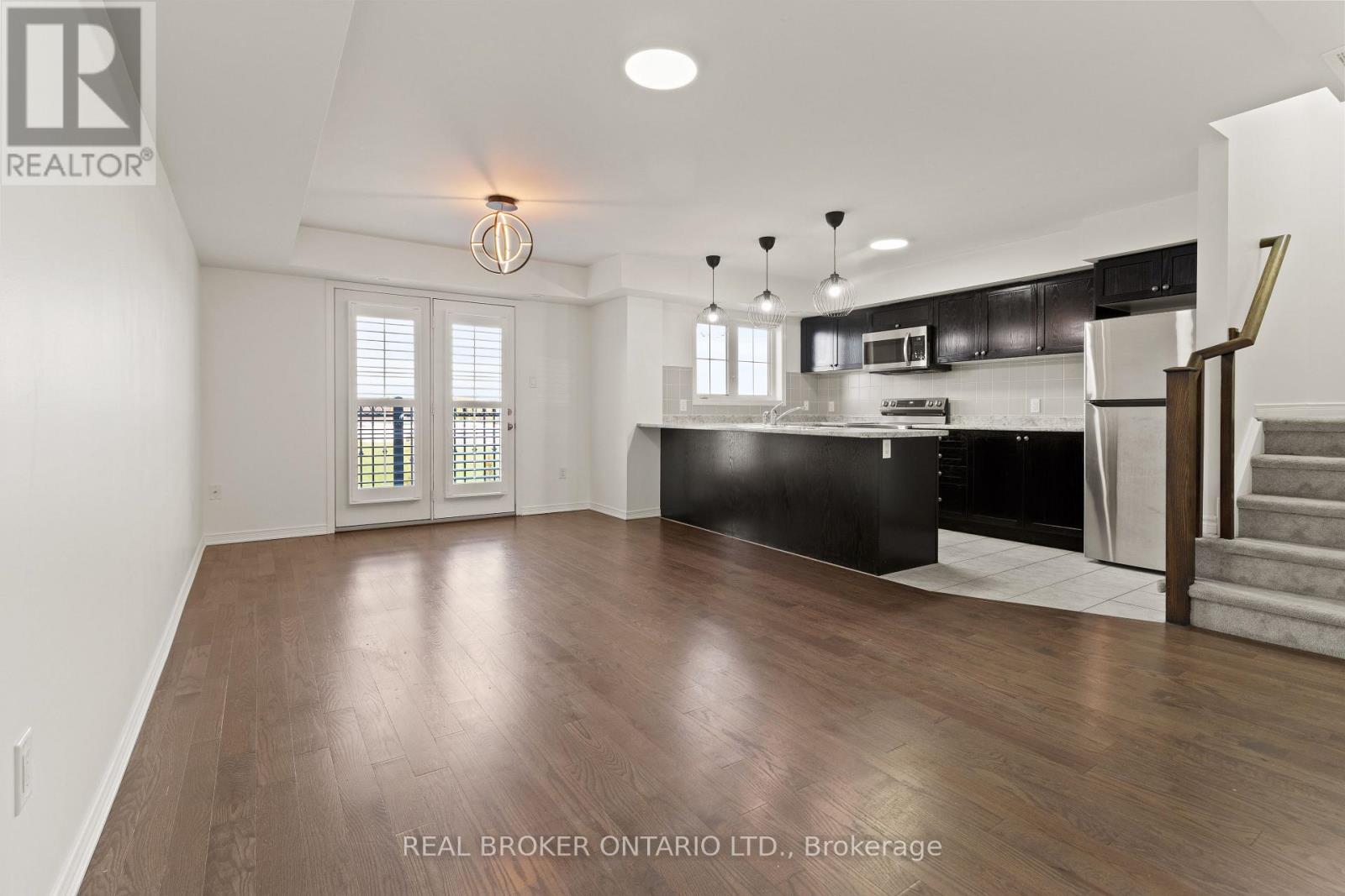 42 - 2441 Greenwich Drive, Oakville, Ontario  L6M 0S4 - Photo 6 - W12777710