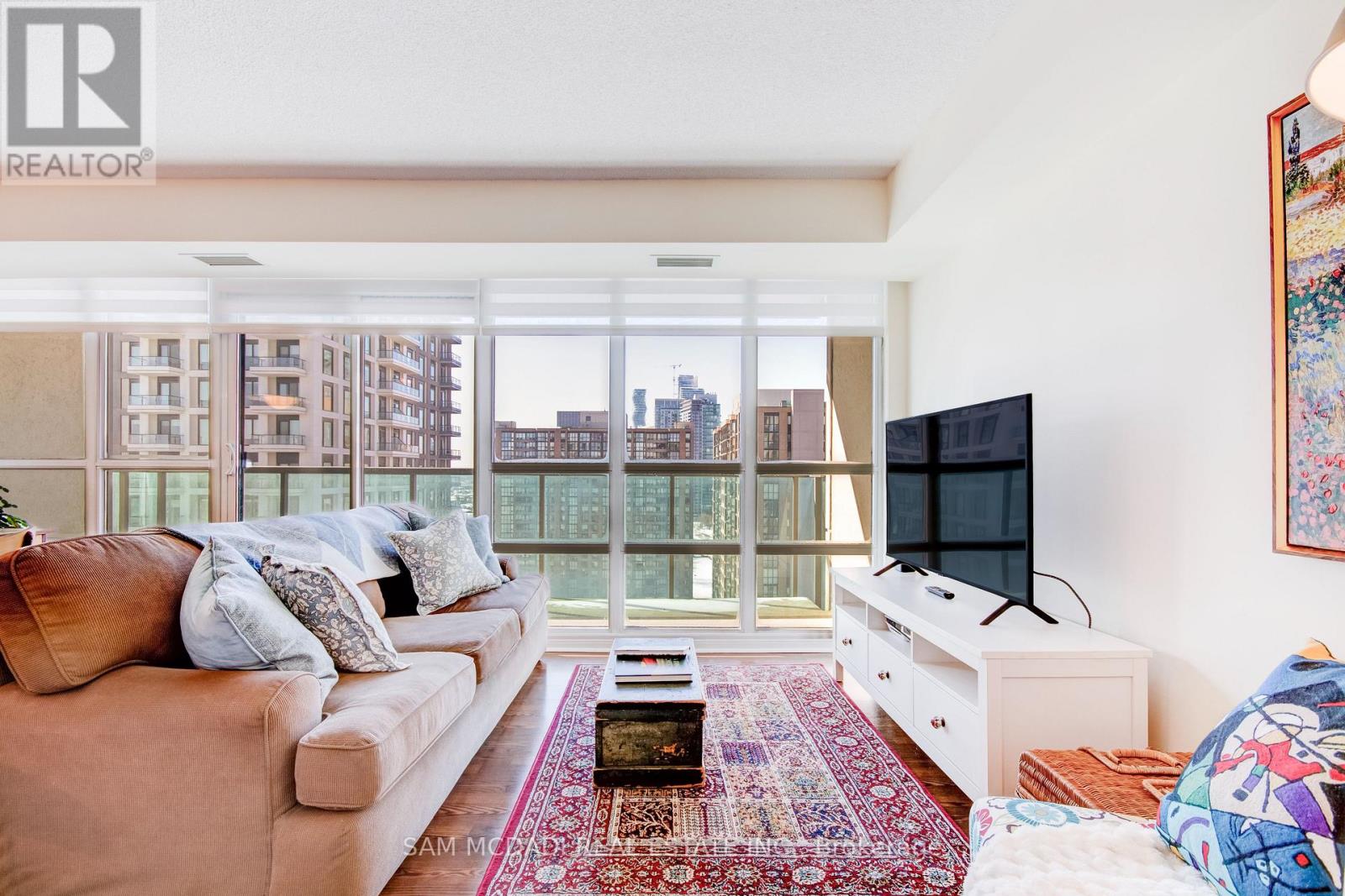 2205 - 208 Enfield Place, Mississauga, Ontario  L5B 0G8 - Photo 9 - W12777716