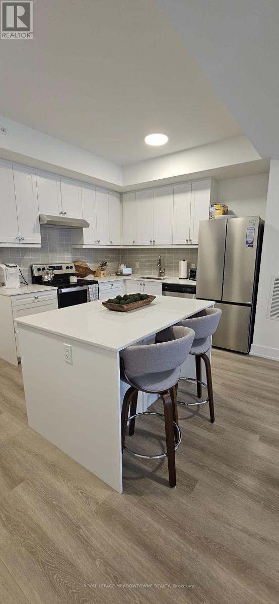 204 - 19b West Street N, Kawartha Lakes, Ontario  K0M 1N0 - Photo 4 - X12777706