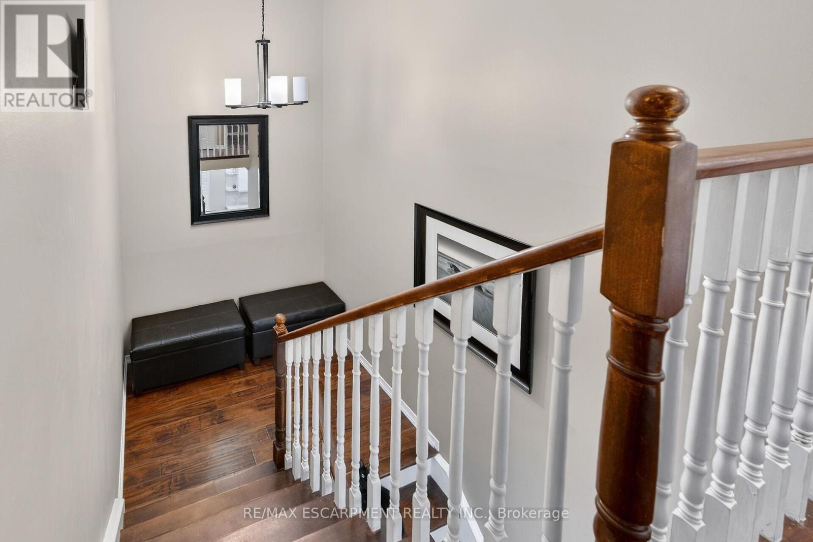 33 Panorama Way, Hamilton, Ontario  L8E 6C6 - Photo 32 - X12777720