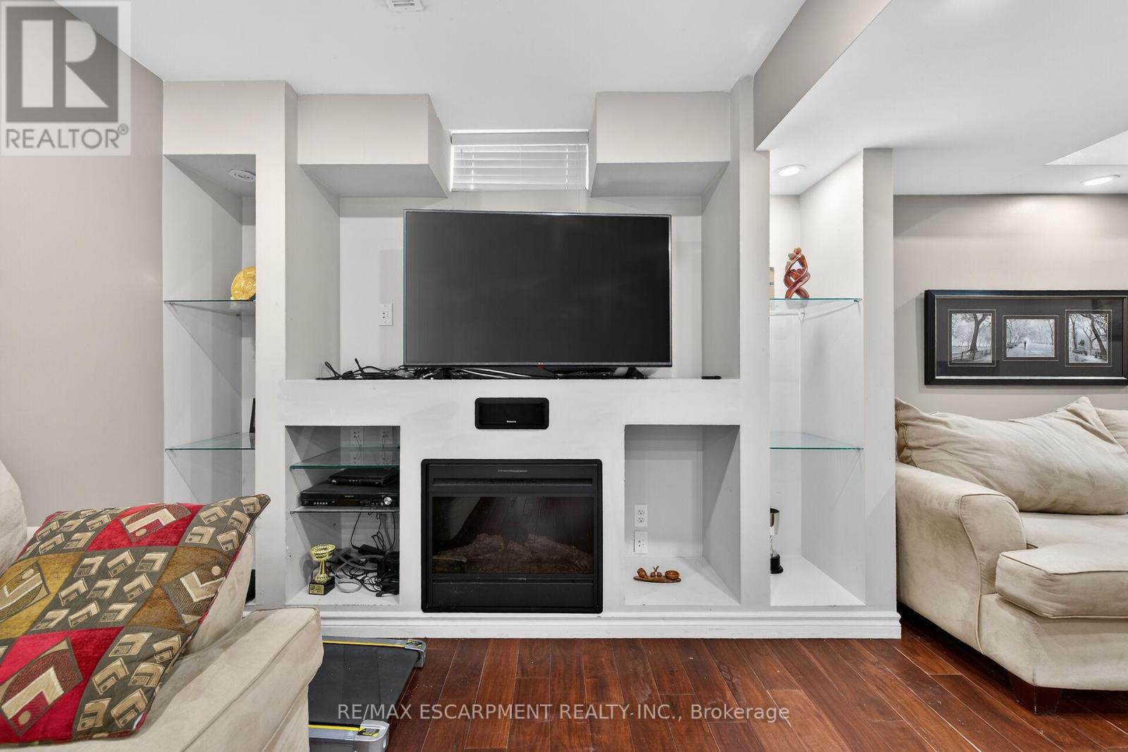 33 Panorama Way, Hamilton, Ontario  L8E 6C6 - Photo 35 - X12777720