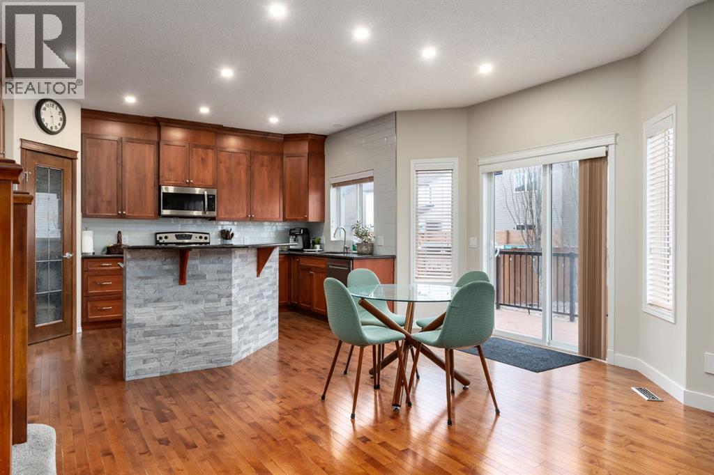 128 Seagreen Manor, Chestermere, Alberta  T1X 0E7 - Photo 10 - A2283637