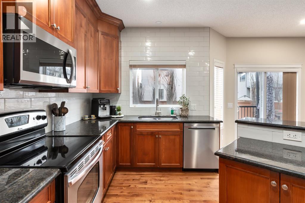 128 Seagreen Manor, Chestermere, Alberta  T1X 0E7 - Photo 8 - A2283637