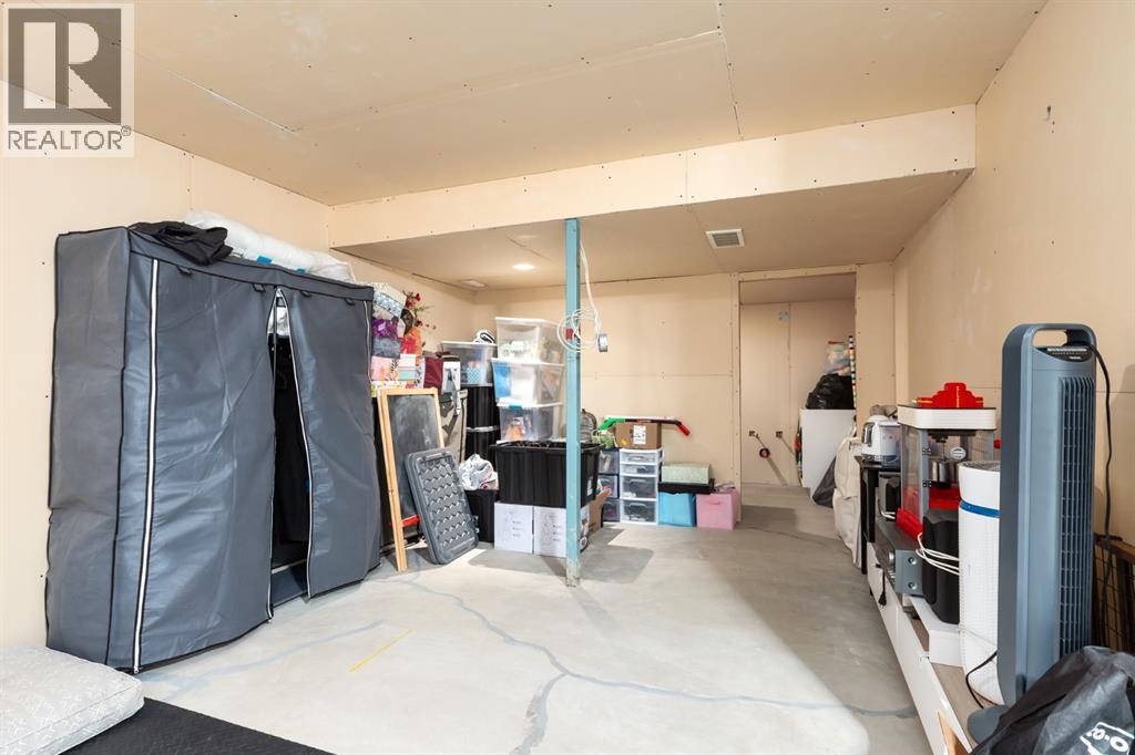 128 Seagreen Manor, Chestermere, Alberta  T1X 0E7 - Photo 32 - A2283637